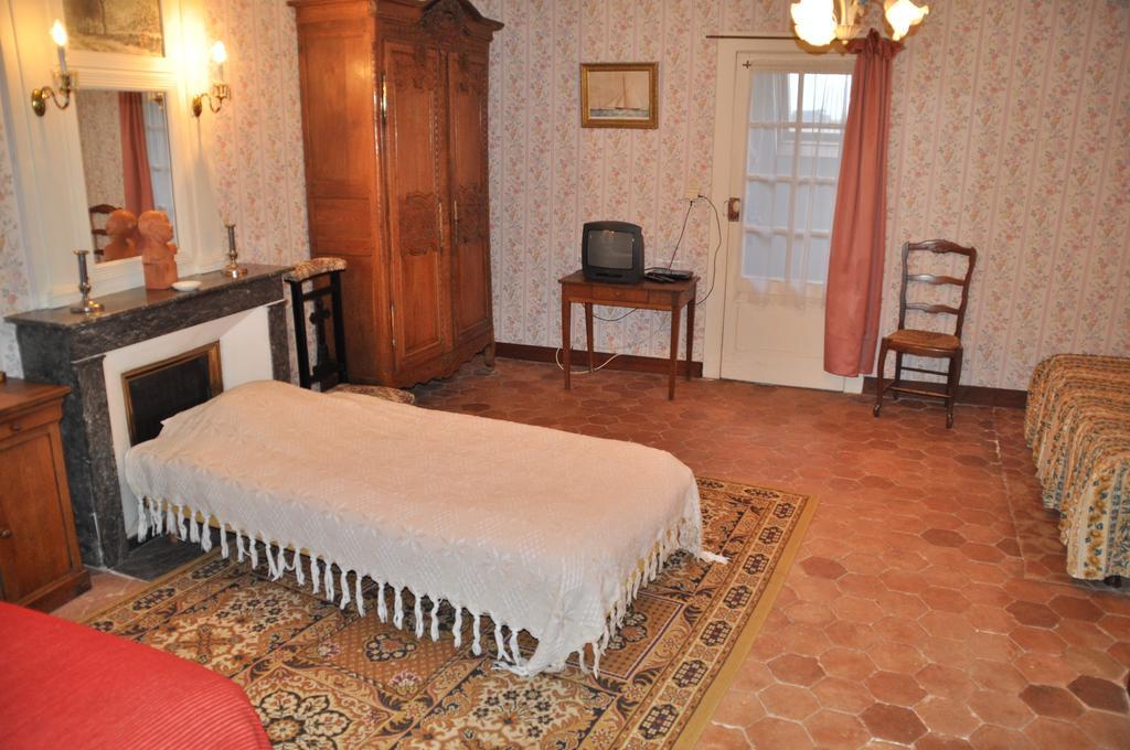 Chambres D'Hotes Le Manoir D'Esneval Criquetot-l'Esneval Exterior photo
